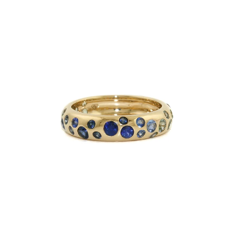 Women’s heart-shaped rings-14k Gold x 4mm Blue Sapphire Ombre Confetti Band