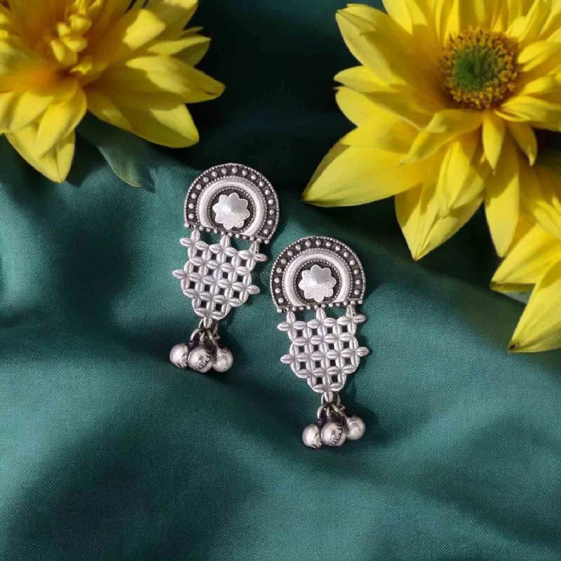 Women’s gold stud earrings-Antique Sankalpa Oxidised Danglers