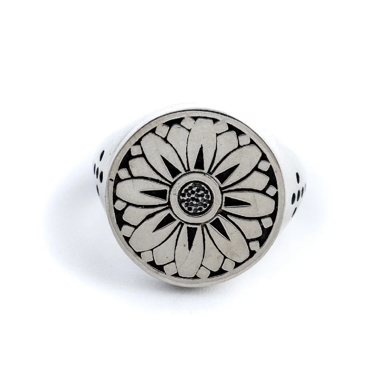 Women’s wedding set rings-Japanese Sunflower Signet