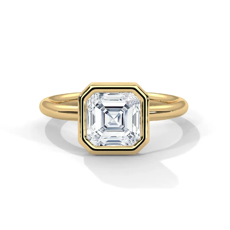 Women’s fashion statement rings-The Elysia Setting