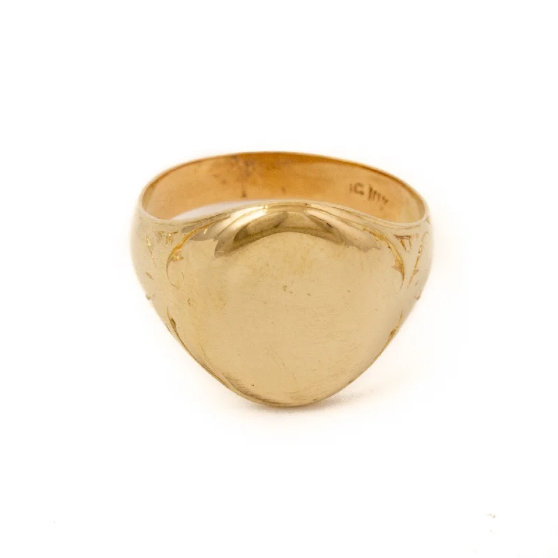 Women’s vintage diamond rings-Vintage Gold Signet