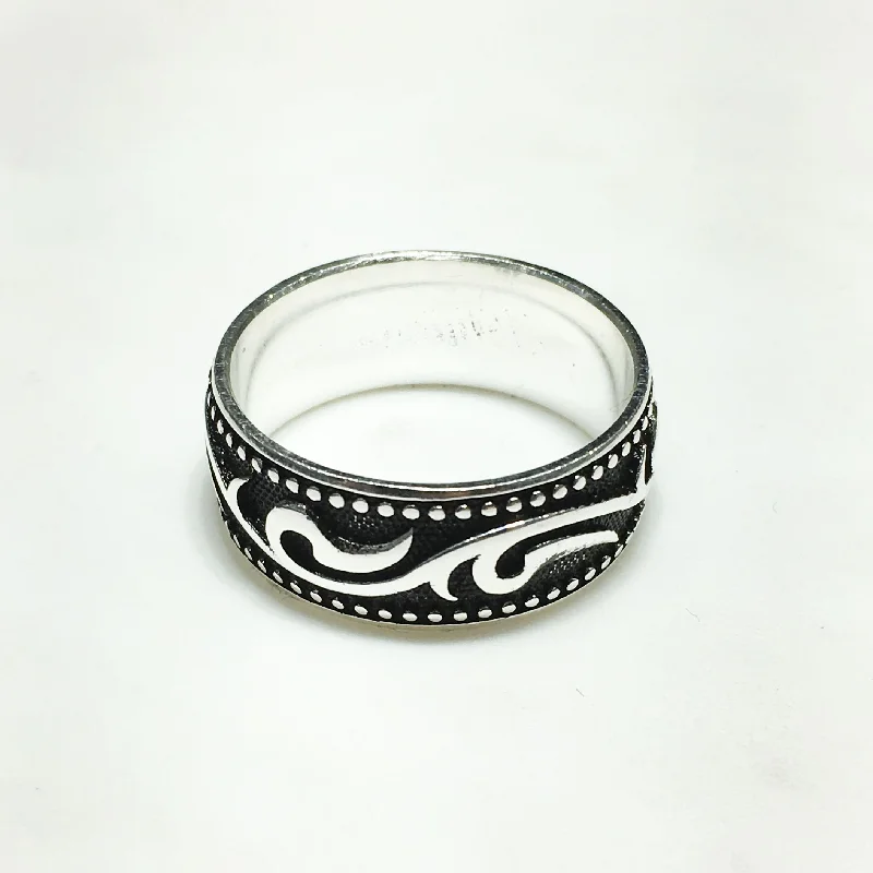 Women’s adjustable rings-Antique-Finish Horus Eye Motif Band (Silver)