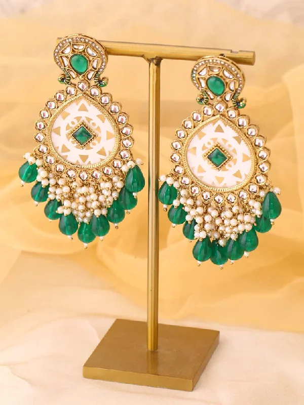 Women’s nature-inspired earrings-Emerald Bani Chandbalis