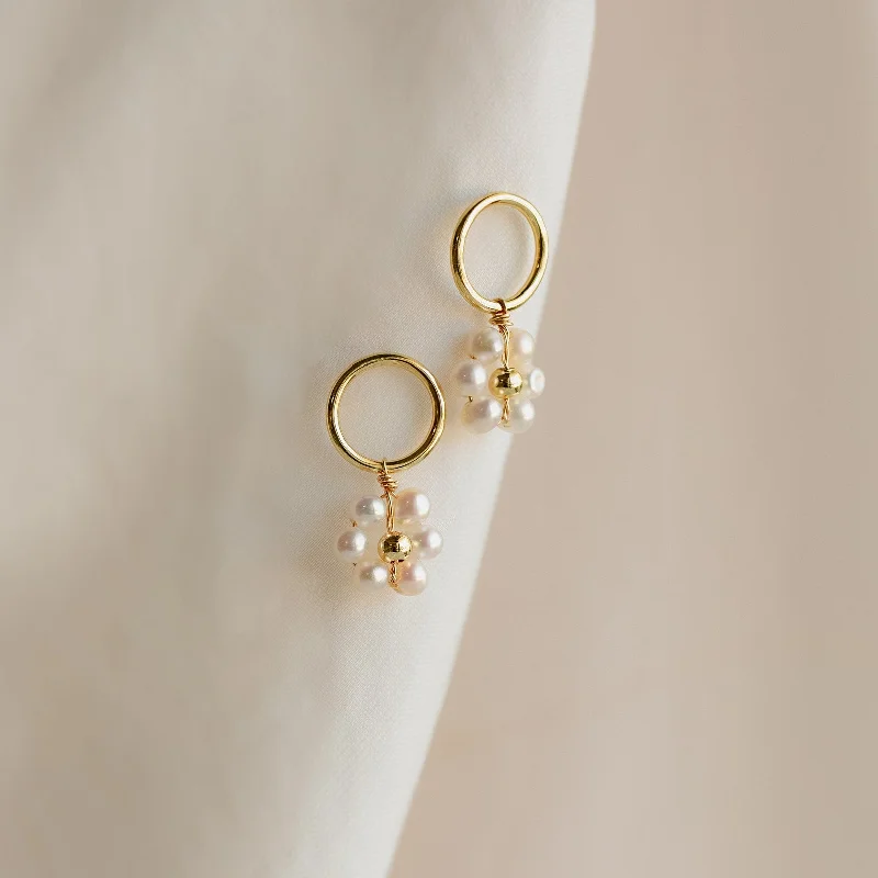 Women’s abstract earrings-Flower Pearl Drop Earrings