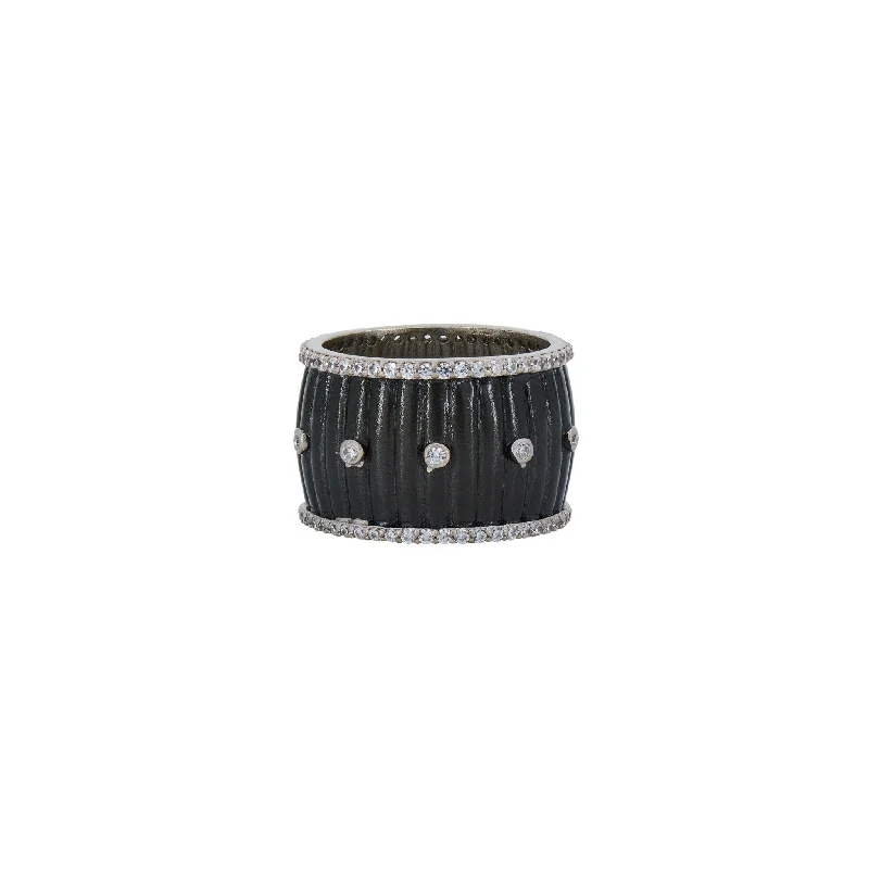 Women’s oval engagement rings-Industrial Finish Ribbed Metro Cigar Band