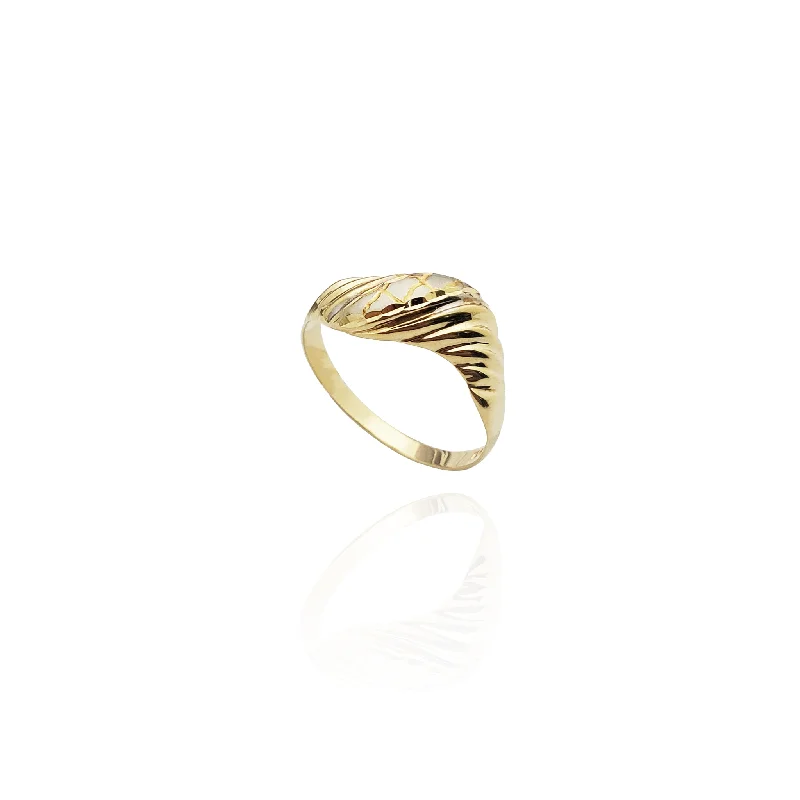 Women’s emerald-cut rings-Golden Twist Hemi Dome Band (14K)