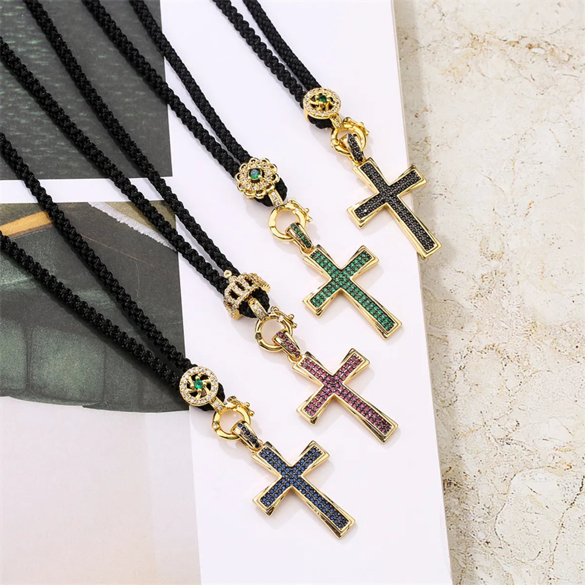 Women’s gold chain necklaces-Streetwear Cross Copper Plating Inlay Zircon Gold Plated Pendant Necklace