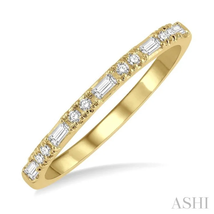 Women's oval-cut sapphire engagement rings-1/6 ctw Baguette and Round Cut Diamond Stack Band in 14K Yellow Gold