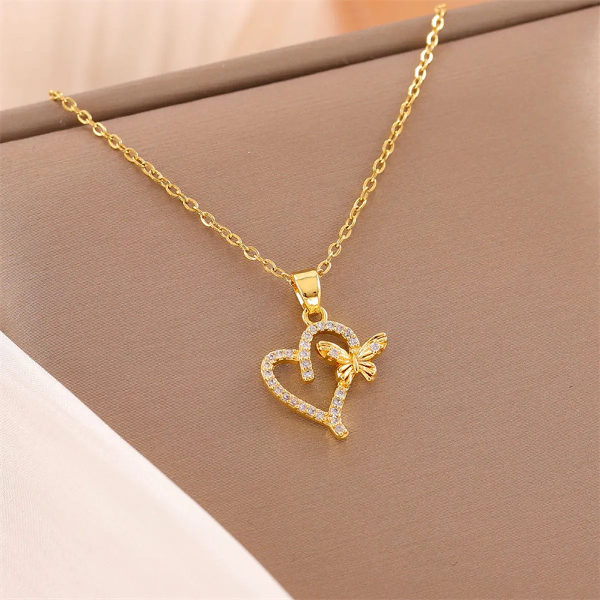 Women’s engraved gold necklaces-Simple Style Heart Shape Stainless Steel Titanium Steel Plating Zircon 18k Gold Plated Necklace