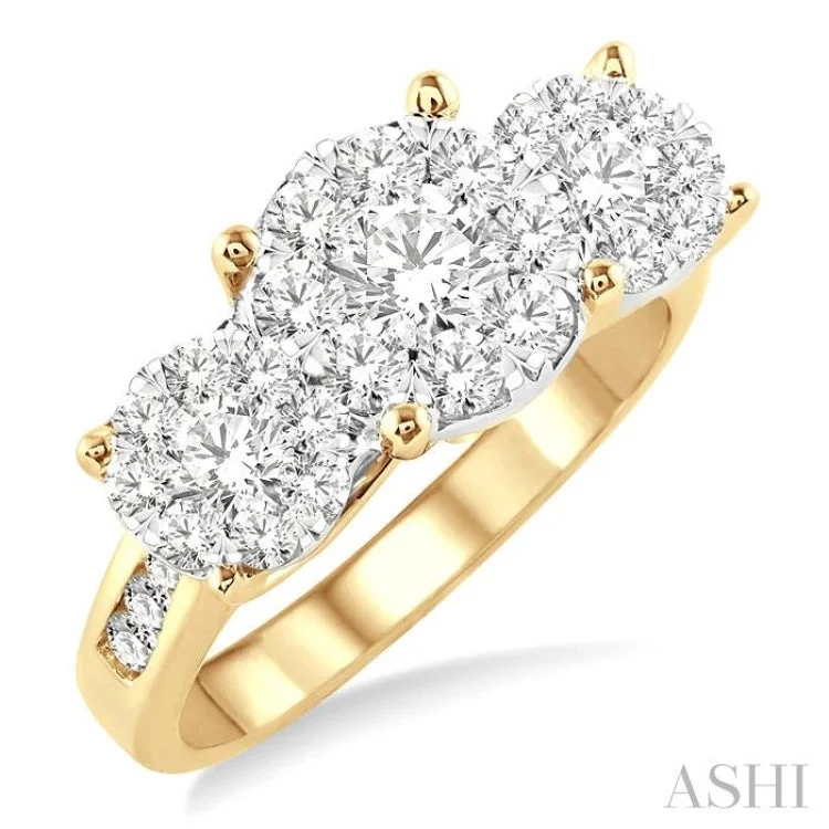 Women's halo engagement rings-2.00 ctw Lovebright Round Cut Diamond Ring in 14K Yellow and White Gold