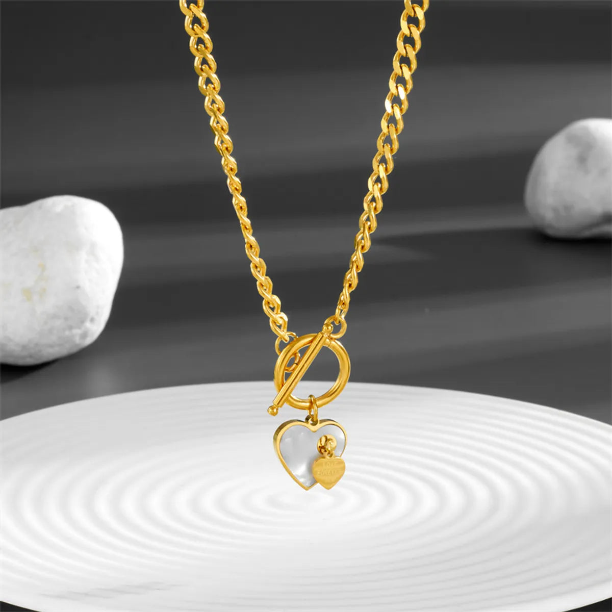 Women’s gold necklaces-Roman Style Heart Shape Titanium Steel Plating Pendant Necklace