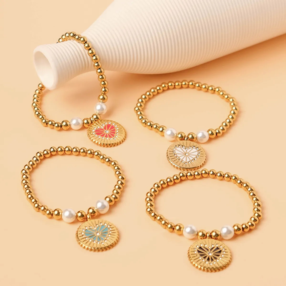 Women’s art deco bracelets-Cute Sweet Heart Shape 304 Stainless Steel Zircon Bracelets In Bulk