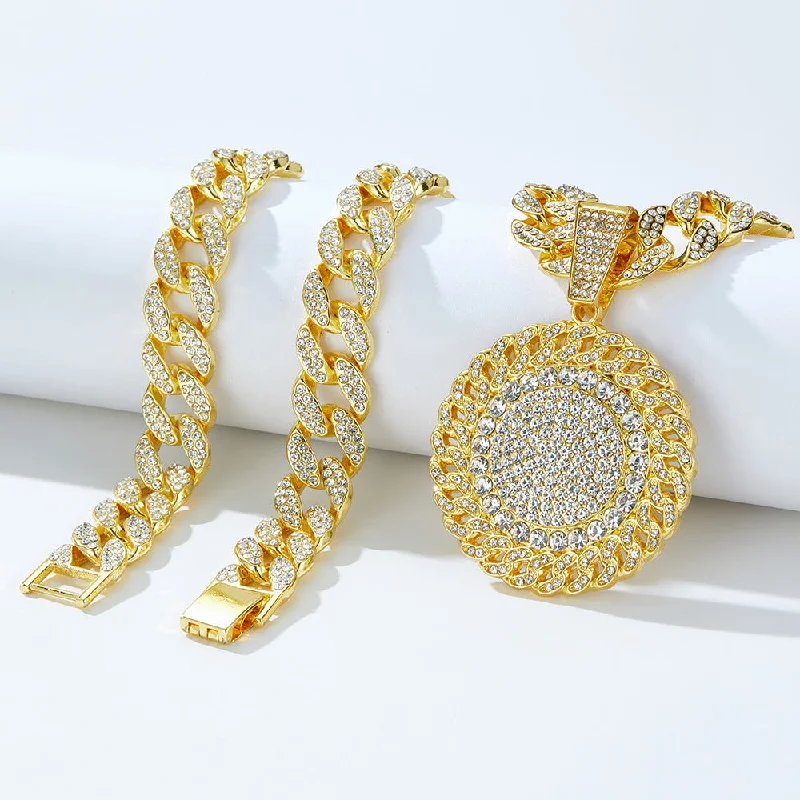 Gold Pendant Cuban Link Chain