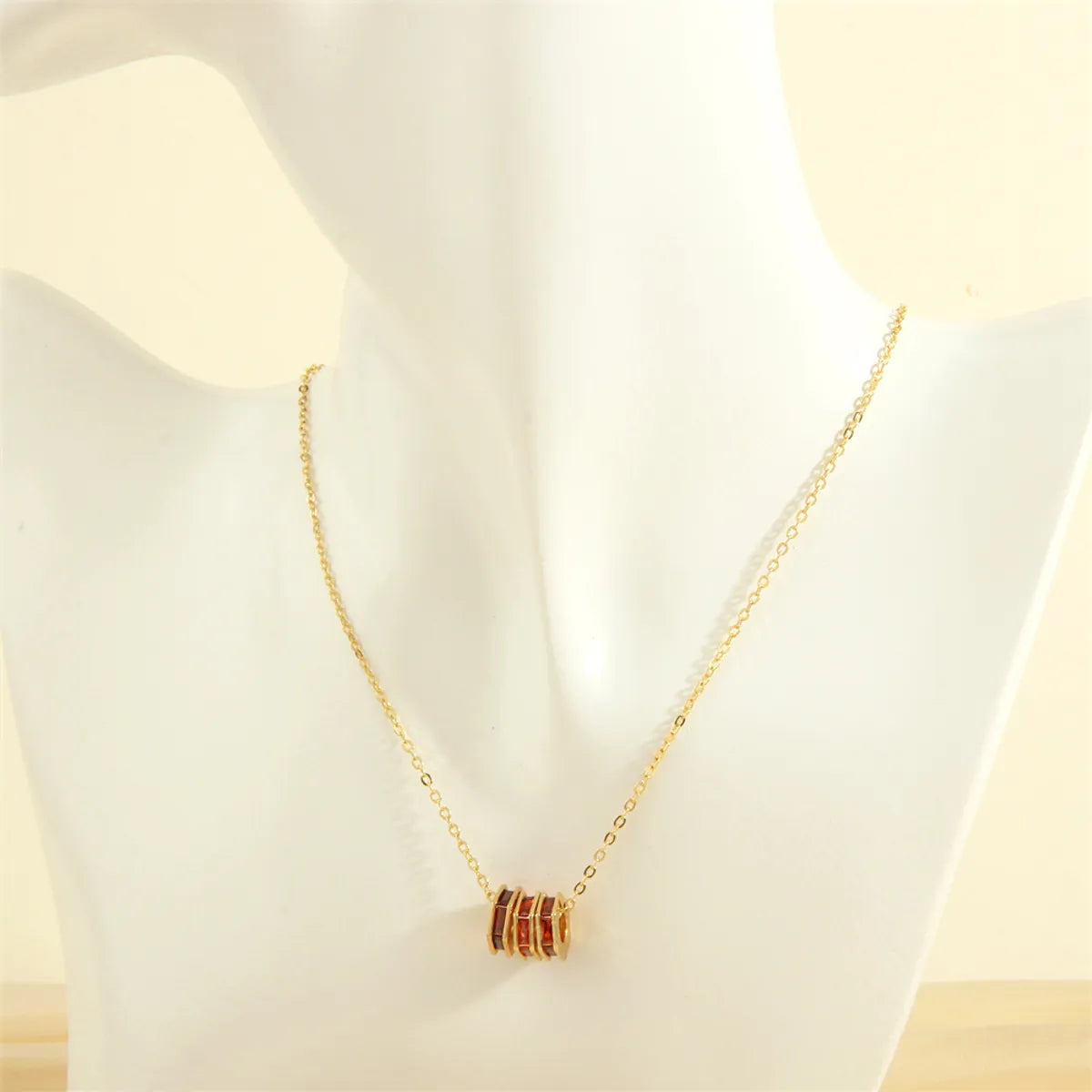 Women’s layered silver necklaces-Simple Style Hexagon Copper Plating Inlay Zircon 18k Gold Plated Necklace