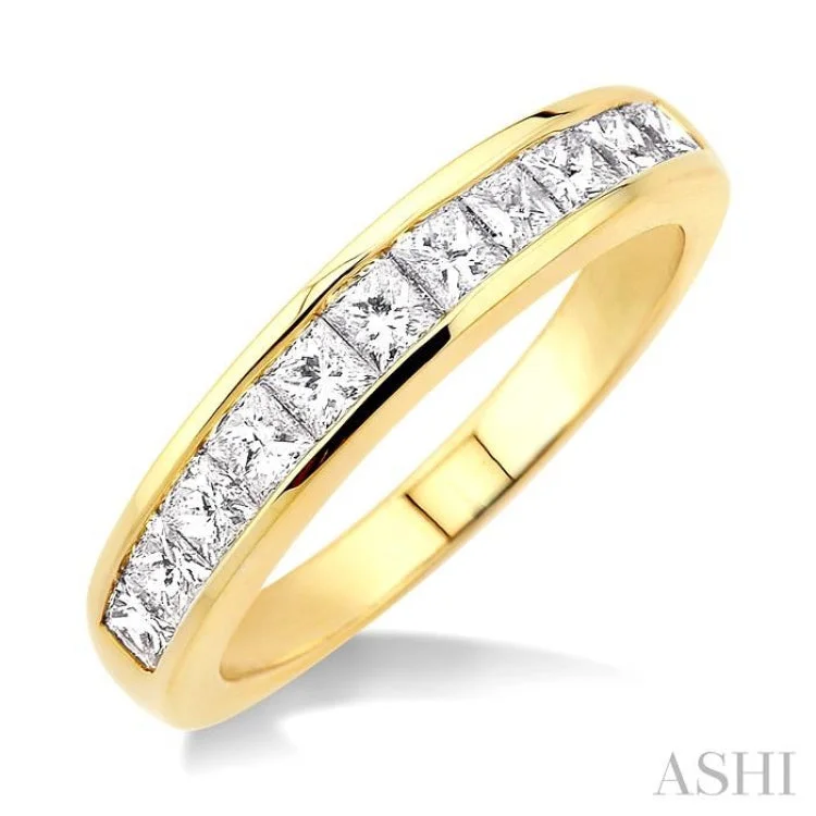 Women's round engagement rings with diamonds-1.00 ctw Princess Cut Diamond Wedding Band in 14K Yellow Gold