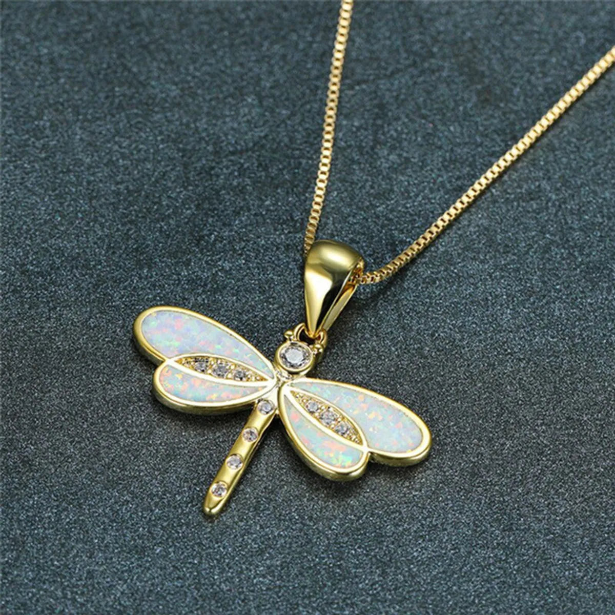 Women’s romantic gold necklaces-Pastoral Dragonfly Artificial Diamond Alloy Wholesale Pendant Necklace