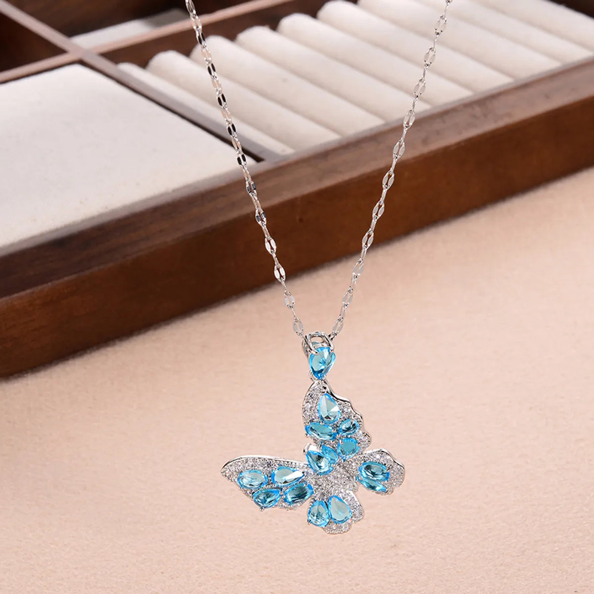 Women’s vintage-style necklaces-Ig Style Sweet Butterfly Copper Plating Inlay Zircon Pendant Necklace